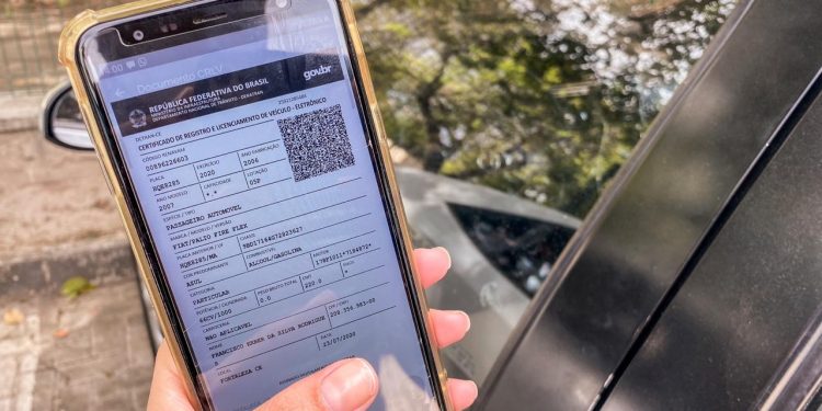 Detran-CE implanta digitalização dos documentos veiculares