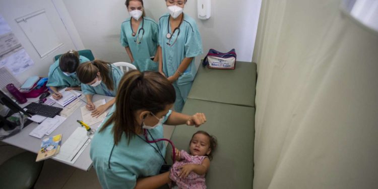 Camilo anuncia ampliação de R$ 525 mi nos repasses aos municípios cearenses na área da saúde