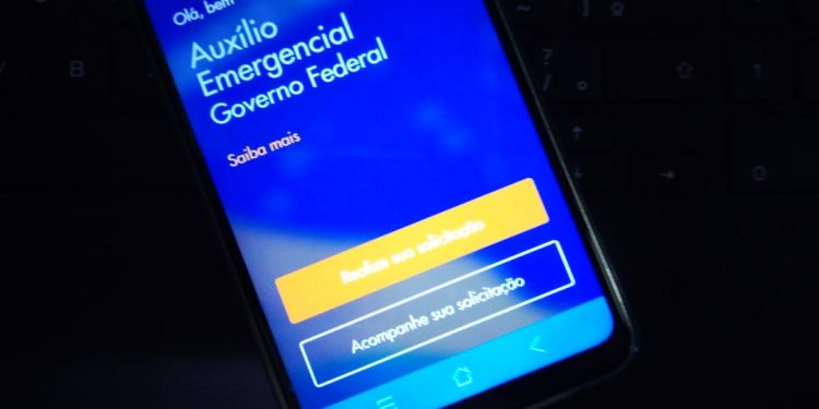 Auxílio emergencial: 3,6 milhões de brasileiros podem sacar parcela depositada em dezembro