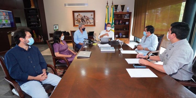Governador Camilo Santana antecipa reunião sobre decreto após aumento de casos de Covid-19