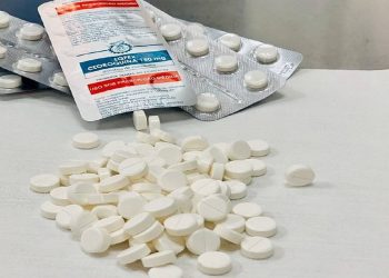 Cartelas de comprimidos de cloroquina produzidos pelo Exército Brasileiro (Foto: Agência O Globo)