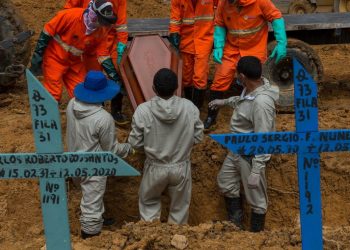 Brasil registra novo momento de pico da pandemia da Covid-19 (Foto: Alex Pazuello/Semcom)