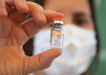 Lote de 218 mil doses da CoronaVac chega ao Ceará nesta segunda; imunização começa em todos os municípios na quarta (20)