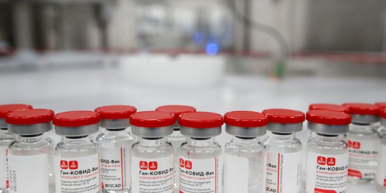 Consórcio Nordeste articula aquisição de doses da vacina Sputnik V para uso emergencial