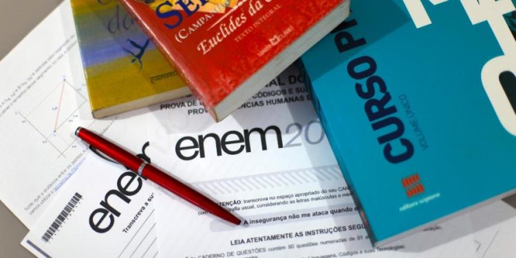 Enem: Justiça nega pedido da Defensoria e mantém datas da prova