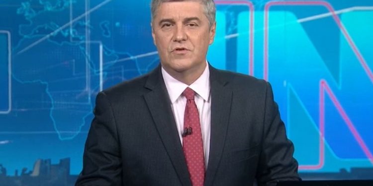 Globo evita mostrar vídeos de Bolsonaro e desmente presidente em telejornais