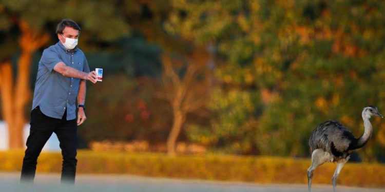 Em dez cidades com “kit Covid”, nove tiveram taxa de mortalidade mais alta