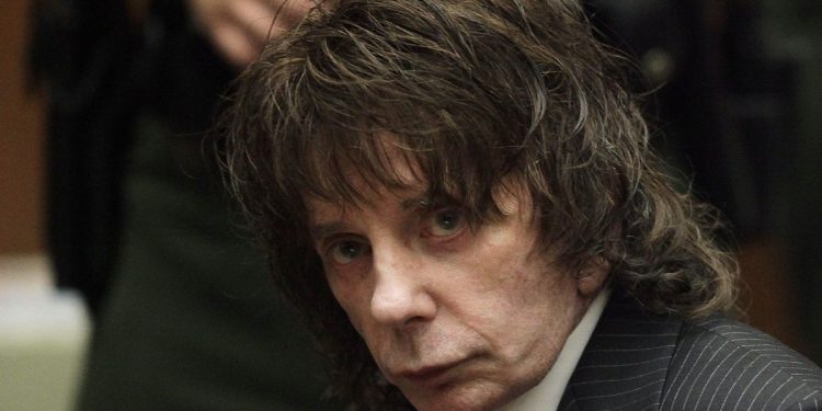 Morre Phil Spector, influente produtor musical que foi condenado por assassinato