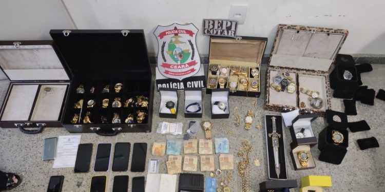 Foragido da Bahia envolvido em 200 homicídios é preso em casa de luxo em Iguatu