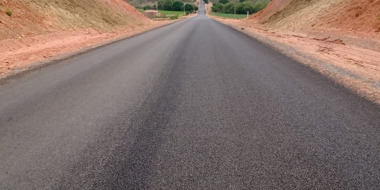 Restauração de rodovia em Brejo Santo facilitará escoamento de produção agrícola