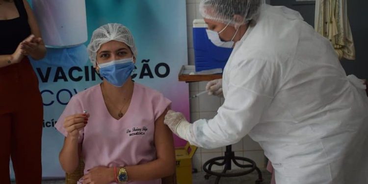 Por falta de internet, Granjeiro não consegue informar dados de vacinados contra a Covid-19