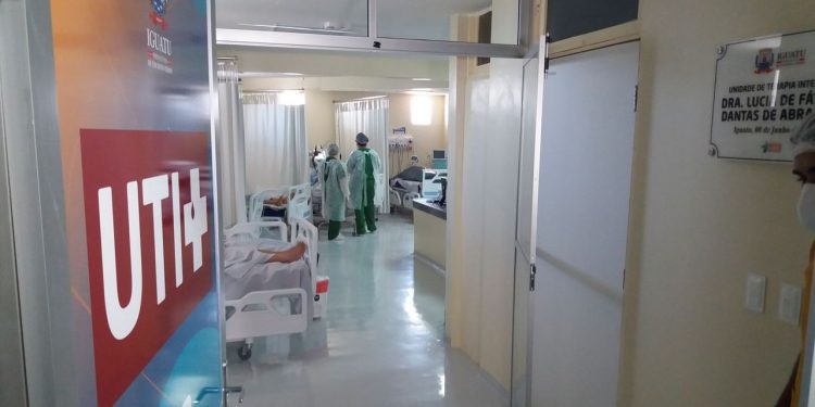 Ocupação de UTIs para Covid no Brasil atinge pior cenário desde o início na pandemia, diz Fiocruz