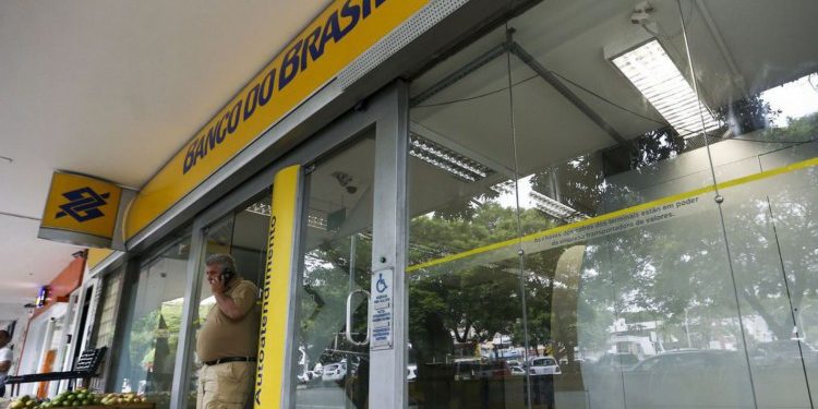 Banco do Brasil valida demissão de 5.533 funcionários, após anunciar programa de desligamento