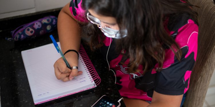 Centec oferta para 560 vagas em cursos remotos gratuitos