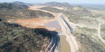 Acidente em barragem deixa três operários mortos em Brejo Santo