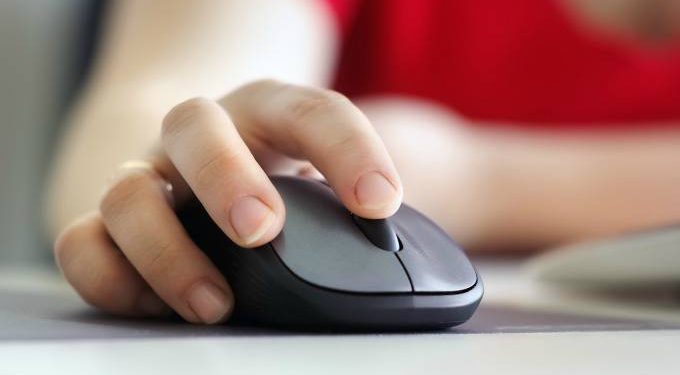 Crimes cometidos pela internet sobem 87% em 2020; saiba se proteger