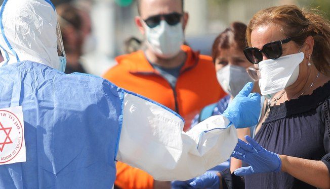 Pandemia de Covid-19 deve só acabar daqui a sete anos, diz calculadora