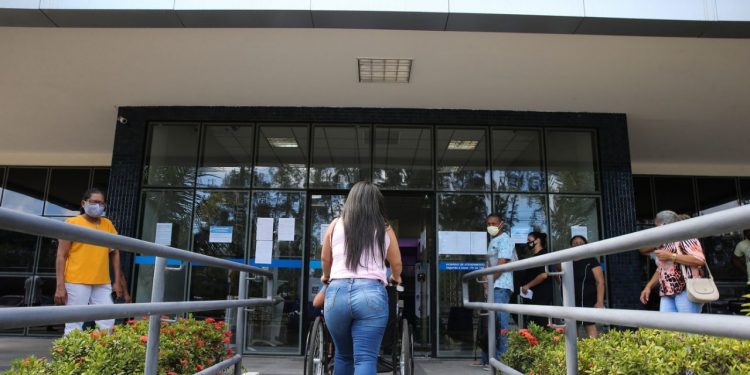 Fila do INSS no Ceará tem mais de 84 mil pedidos à espera de resposta
