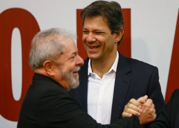 O ex-presidente Luiz Inácio Lula da Silva e o ex-prefeito de São Paulo, Fernando Haddad (PT) (Foto: Pedro Ladeira/Folhapress)