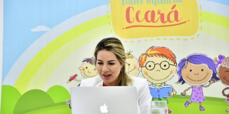 Governo do Ceará firma parceria com Crato, Juazeiro do Norte e mais 22 municípios para promoção do desenvolvimento infantil