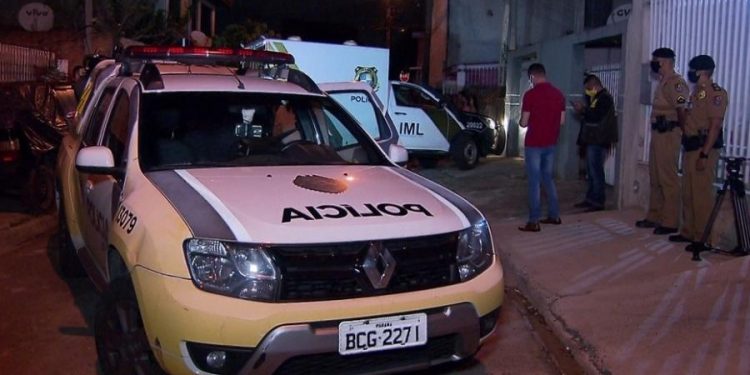 Bebê morre após pai deixá-la sem alimentação por 24 horas