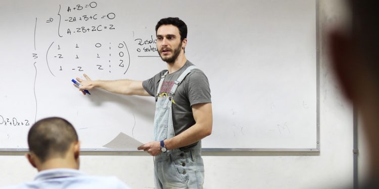 Mestrado Profissional em Matemática para professores da rede pública está com inscrições abertas até 6 de março