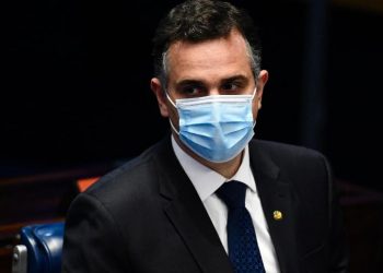 Pacheco teve por trás de sua candidatura o apoio do atual presidente do Senado, Davi Alcolumbre (DEM-AP) (Foto: Mateus Bonomi/Estadão Conteúdo)