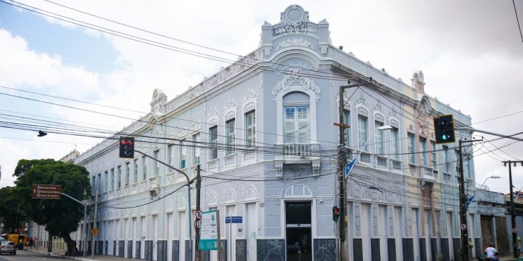 Concurso da Sefaz-CE tem banca definida e será realizado em três fases; salários chegam a R$ 16 mil