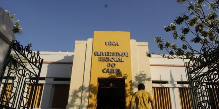 URCA realiza vestibular para 2.500 alunos em seis cidades, no final de semana