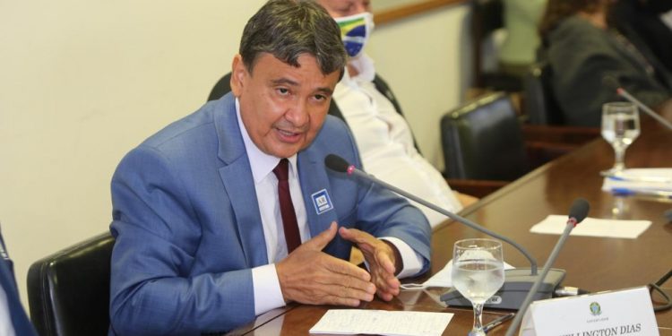 Governador do Piauí faz apelo dramático: ‘Queremos medidas nacionais. Estamos à beira de um colapso na rede hospitalar’