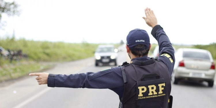 Novo cronograma do concurso da PRF é divulgado