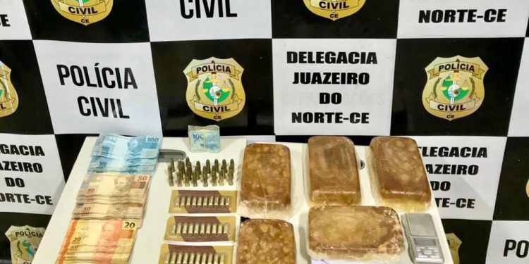 Casal é preso com 70 kg de drogas, arma de fogo e munição em Barbalha e Caririaçu