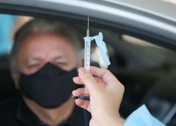 Ritmo de vacinação no Ceará deve acelerar no segundo semestre, aponta especialista (Foto: José Leomar)