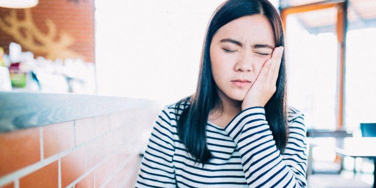 Dor de dente: remédios caseiros e outras dicas para aliviar o incômodo