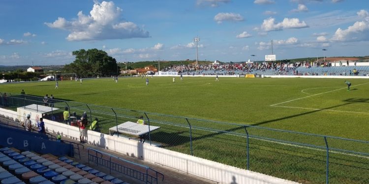 Inaldão, em Barbalha, e outros 12 estádios cearenses não poderão receber jogos a partir do dia 13 de abril