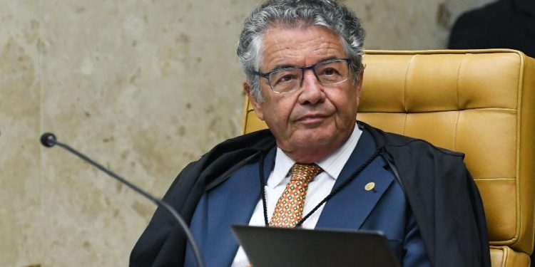 Marco Aurélio nega pedido de Bolsonaro para barrar decretos de três estados