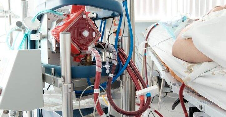 Como funciona a ECMO, terapia que está sendo feita em Paulo Gustavo