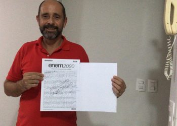 Ex-morador de rua supera vício em drogas e conquista 920 pontos na redação do Enem