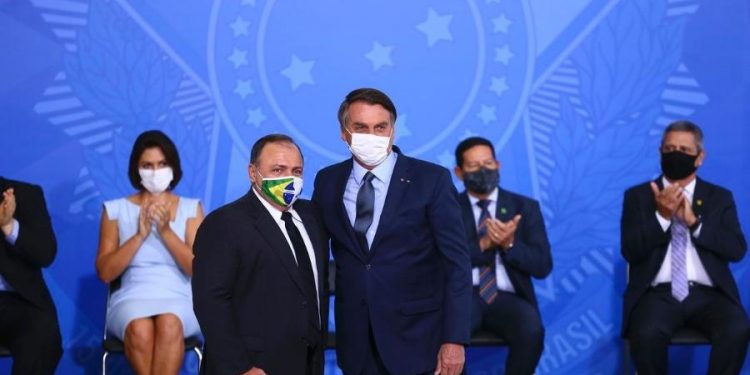 Governo não reservou dinheiro para combater pandemia em 2021, diz TCU