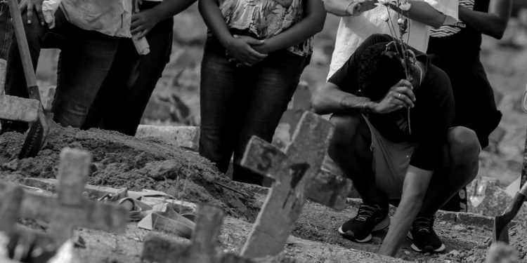 400 mil mortes: Covid interrompeu sonhos e projetos de vida