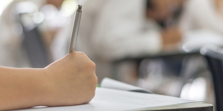 Prefeitura, no Ceará, tem concurso público com salários de até R$ 3,5 mil