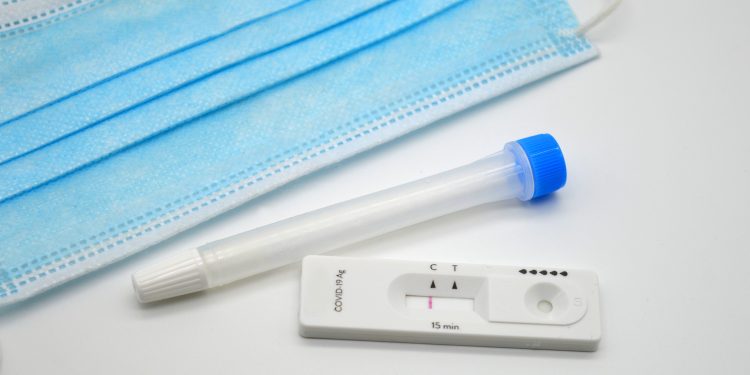 Ceará confirma mais 7 mil casos e 295 óbitos por Covid-19, onze nas últimas 24 horas