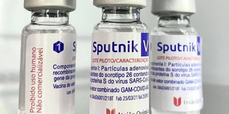 Anvisa nega importação da Sputnik; análise aponta falta de dados e risco de doenças por falha em fabricação