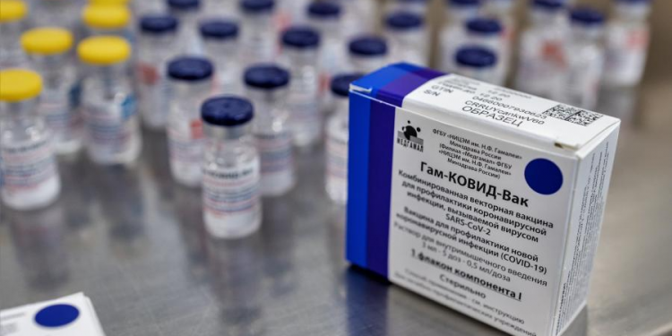 STF autoriza Governo do Ceará a importar e aplicar Sputnik V caso Anvisa não se manifeste