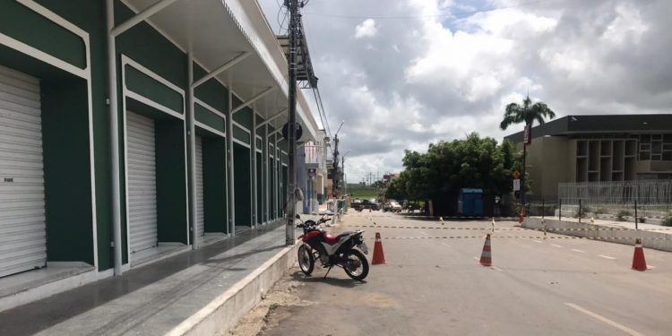 Cidades cearenses que decretaram lockdown tiveram pico de infecções por Covid-19 em abril