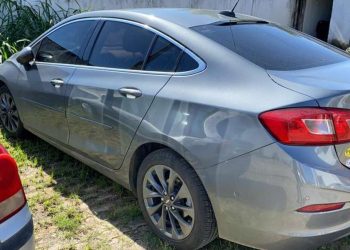 Além dos suspeitos, um veículo foi apreendido na Operação Cruciatus (Foto: PCCE/Reprodução)