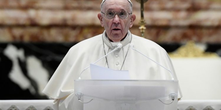 Na mensagem de Páscoa, Papa Francisco pede que vacinas contra Covid-19 sejam distribuídas a países pobres