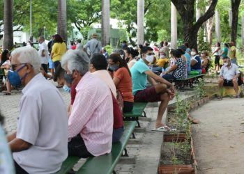 A expectativa de vida do cearense havia aumentado, mas, em apenas um ano, por causa do coronavírus, a estimativa pode cair em 2,1 anos (Foto: Fabiane de Paula)