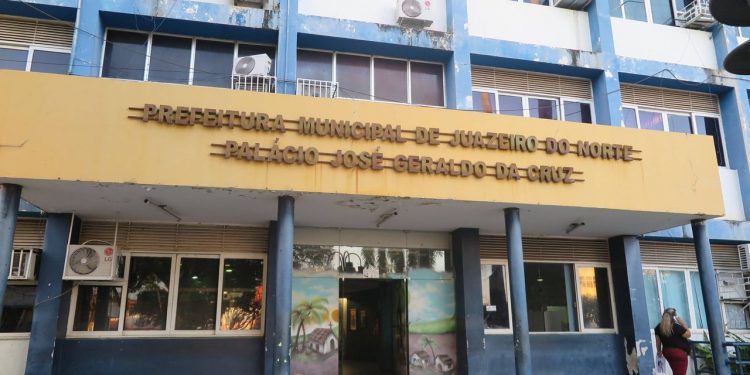 Câmara de Juazeiro do Norte decide abrir terceira CPI em menos de quatro meses de gestão do prefeito