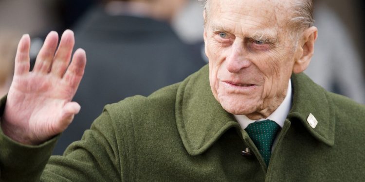 Príncipe Philip morre aos 99 anos